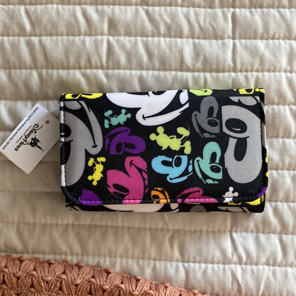 Disney wallet